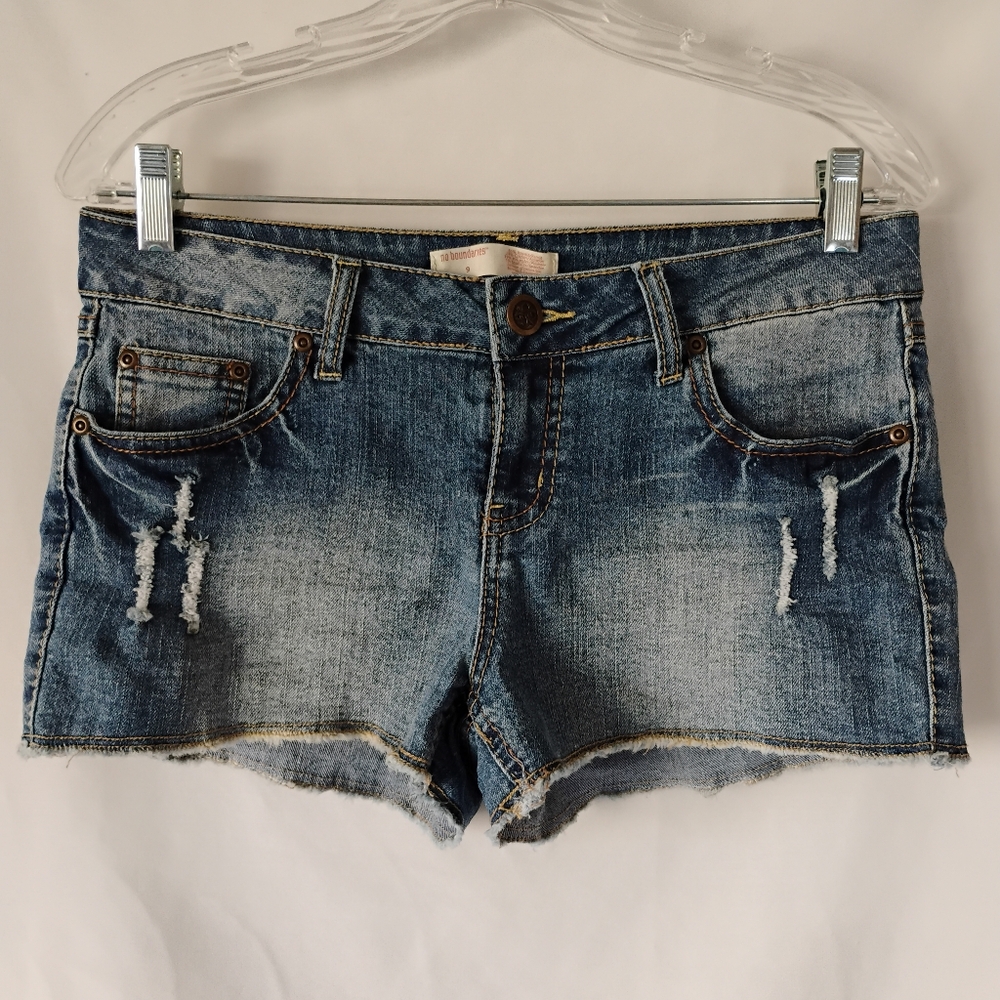 Women's Size 9 Vintage Y2K Blue Jean Shorts Distressed Raw Cut Off Ripped Jorts